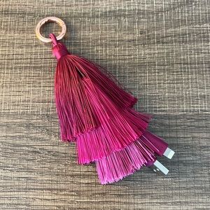 **DONATING NOV 1** Heyday USB to Lightning Charging Keychain